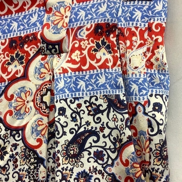 𝅺L’Agence Silk Paisley Printed High Rise Crop Pants - Picture 4 of 11